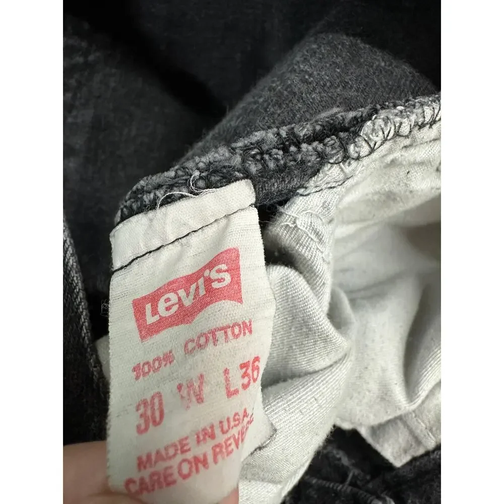 Vtg‎ Levi's 501 1980s Denim Jeans Men 30x31 Button Fly Raw Hem Made in USA #552